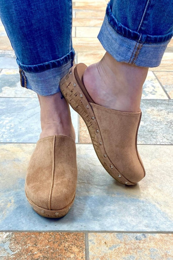 Wedge Corkys Newbie Studded Mule Clogs In Camel Corkys Footwear