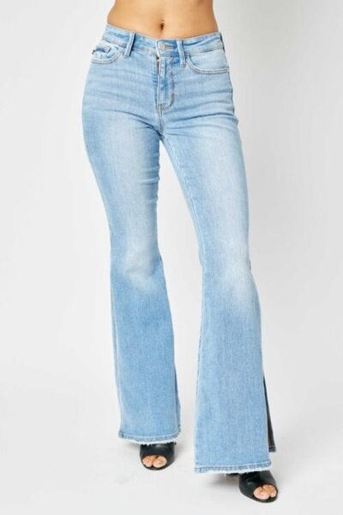 Laidback Style Medium Wash High-Rise Raw Hem Straight Leg Jeans